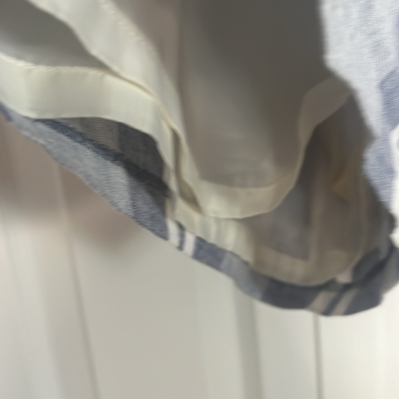 Express Women's Linen Blend Belted High Rise Shortie Shorts - Picture 6 of 6